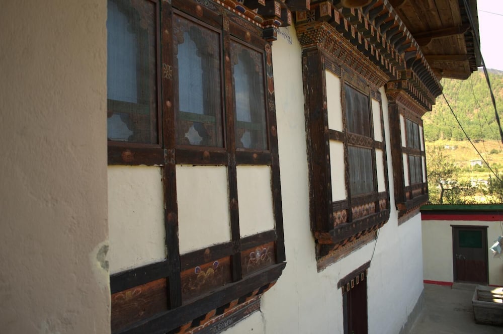 AMA's Village Lodge