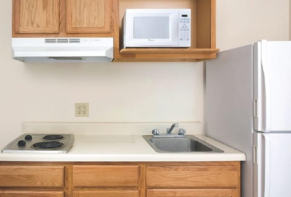 WoodSpring Suites Lebanon