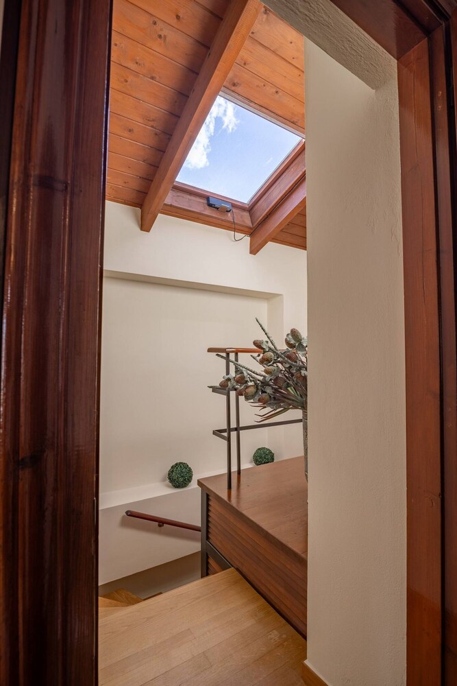 Ma Maison Downtown Villa N 8 Indoor Heated Pool
