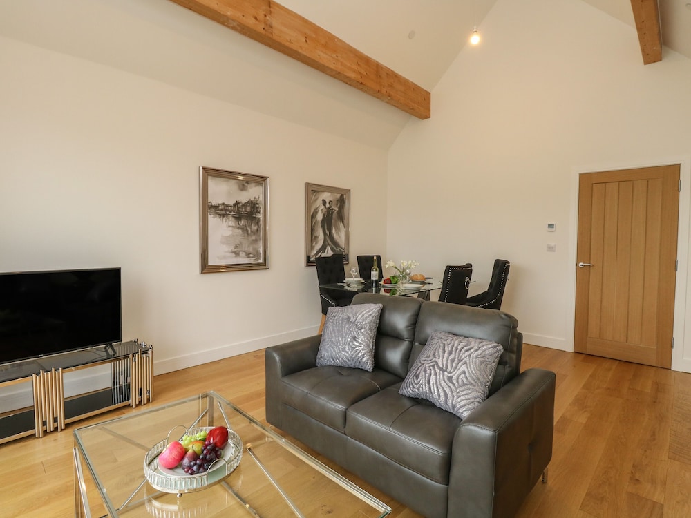 Harbourside Haven Penthouse 2