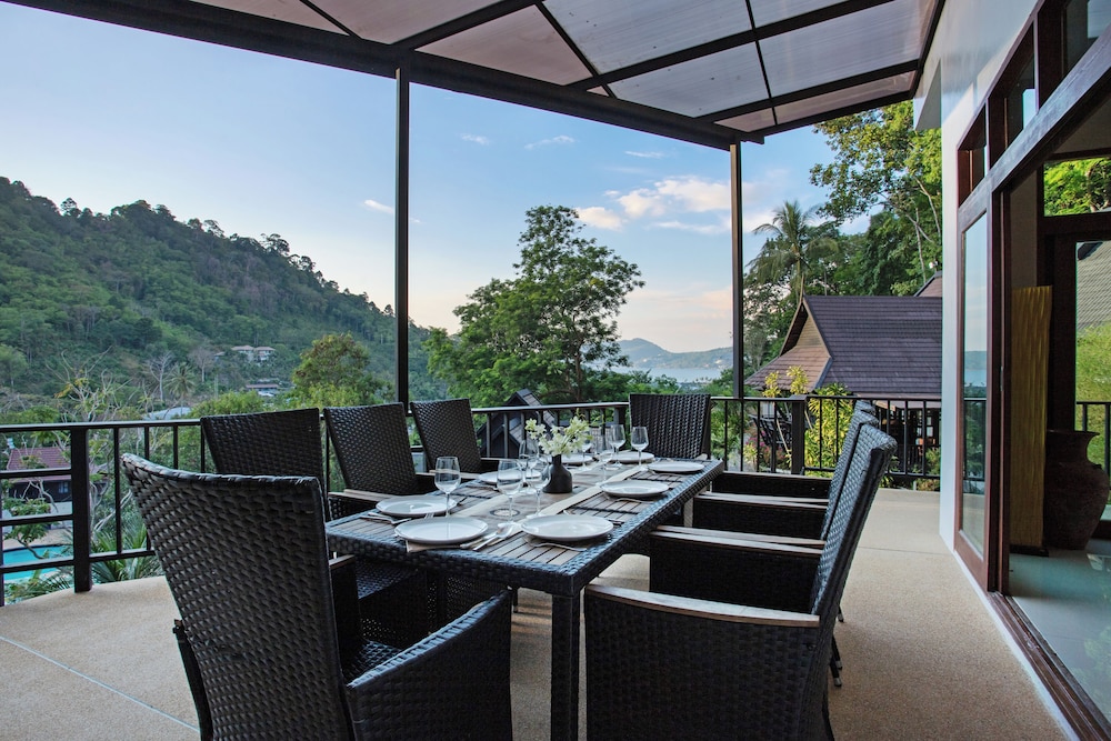 Emerald Hill Villas