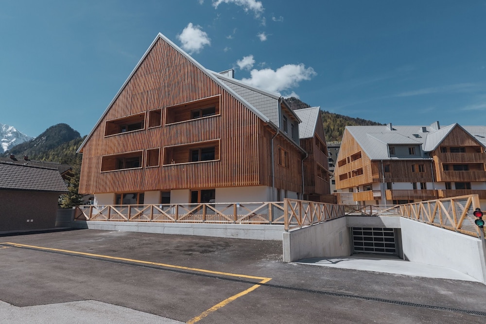 Goldhorn Chalet