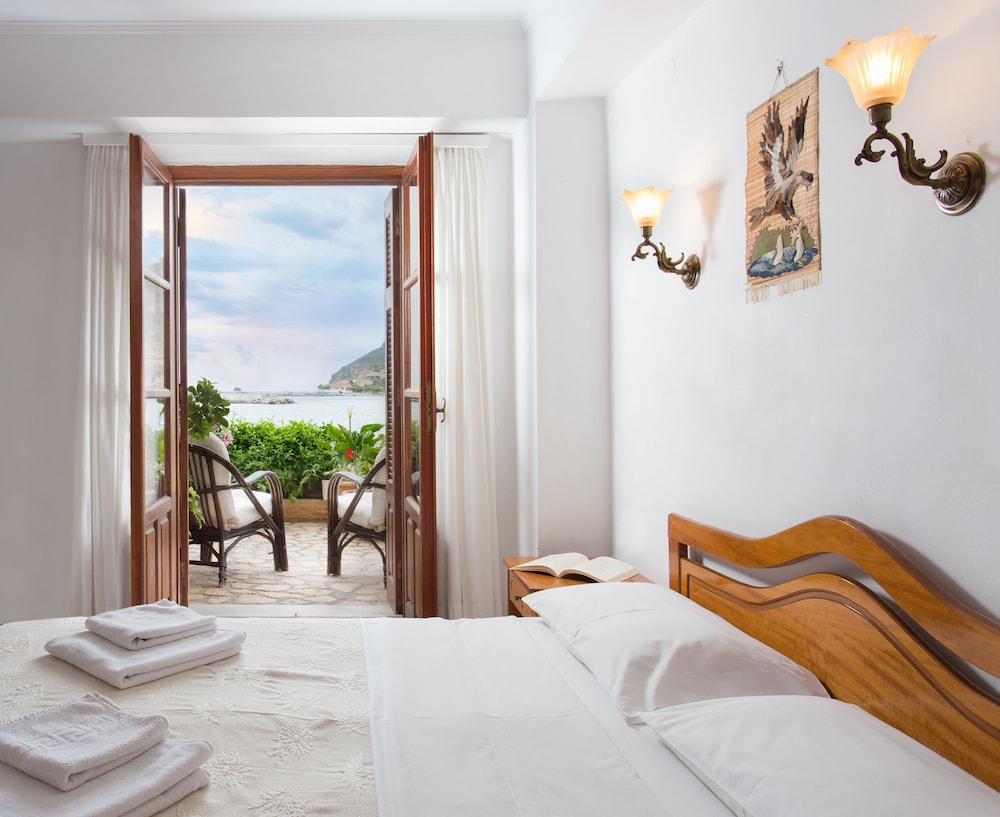Petrino Guesthouse view 5