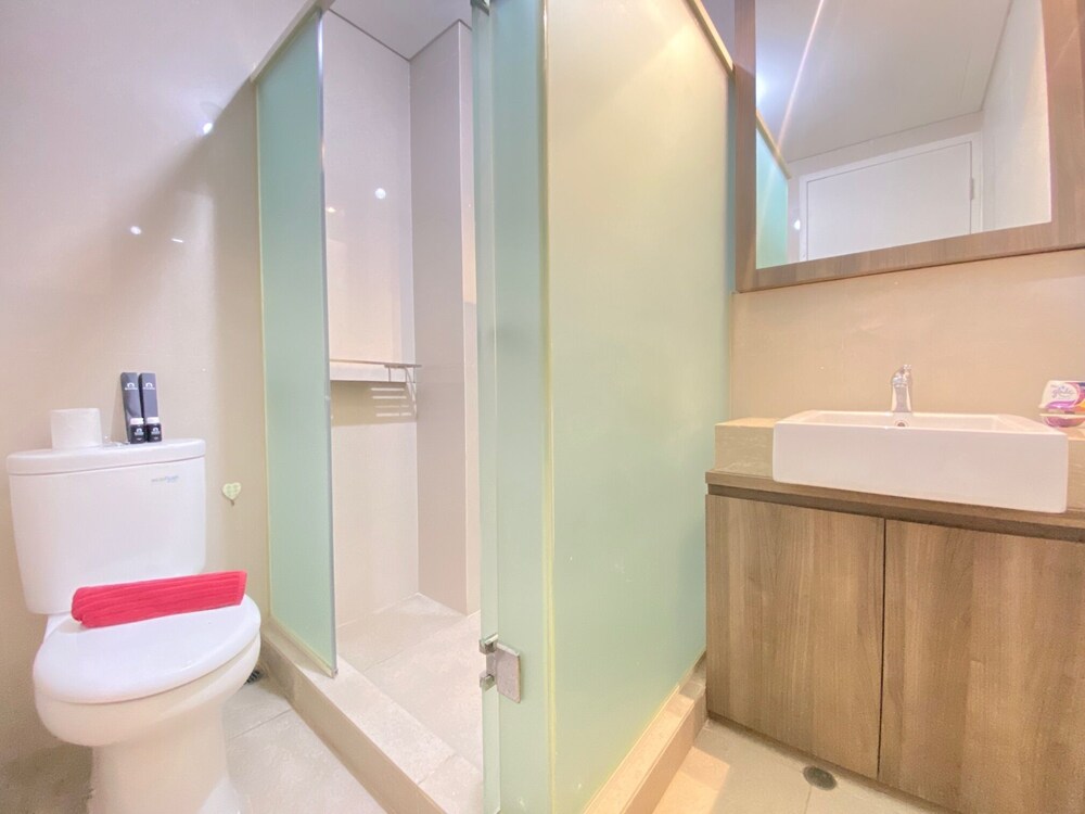 Luxurious 1Br Apartment At Landmark Residence Bandung