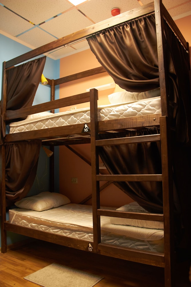 Tvoy Hostel
