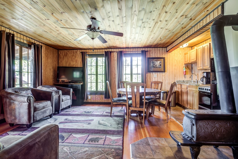 Grand Lake Lodge