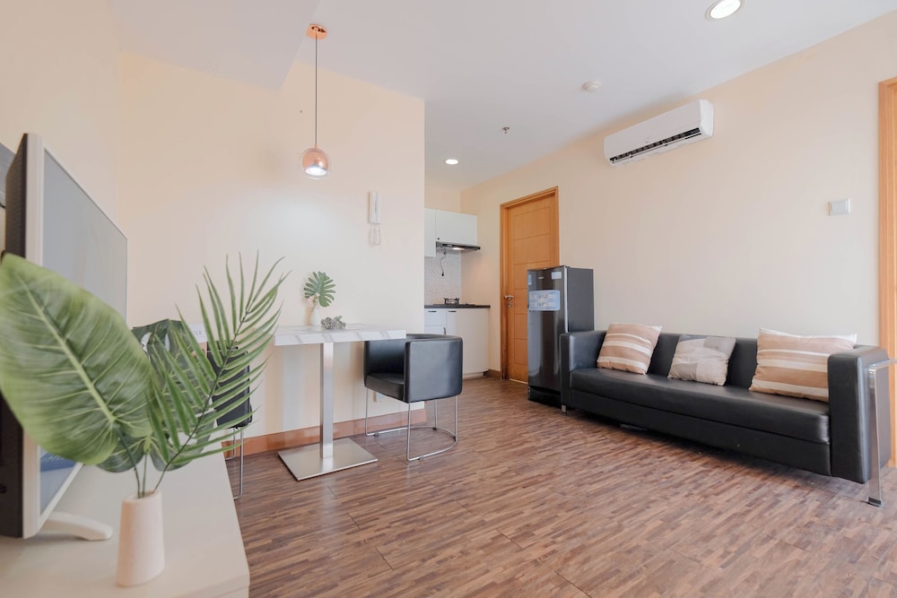 Good Deal 2BR Apartment Cinere Bellevue Suites