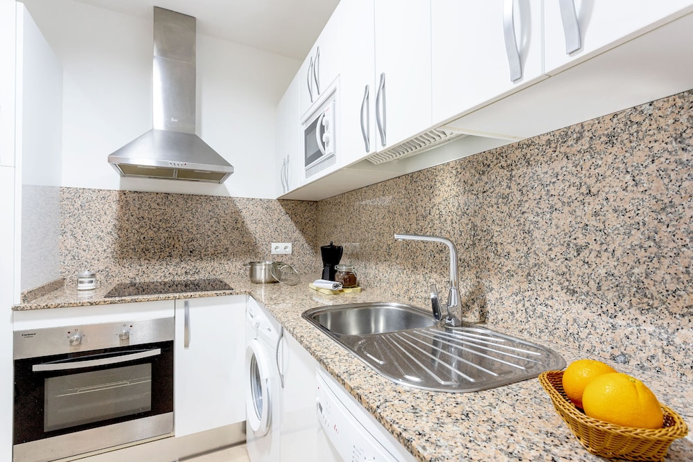 Genteel Home Marin Garcia I