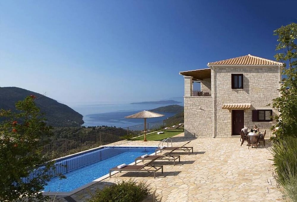 Villa Rodi Poros in Poros photo 5