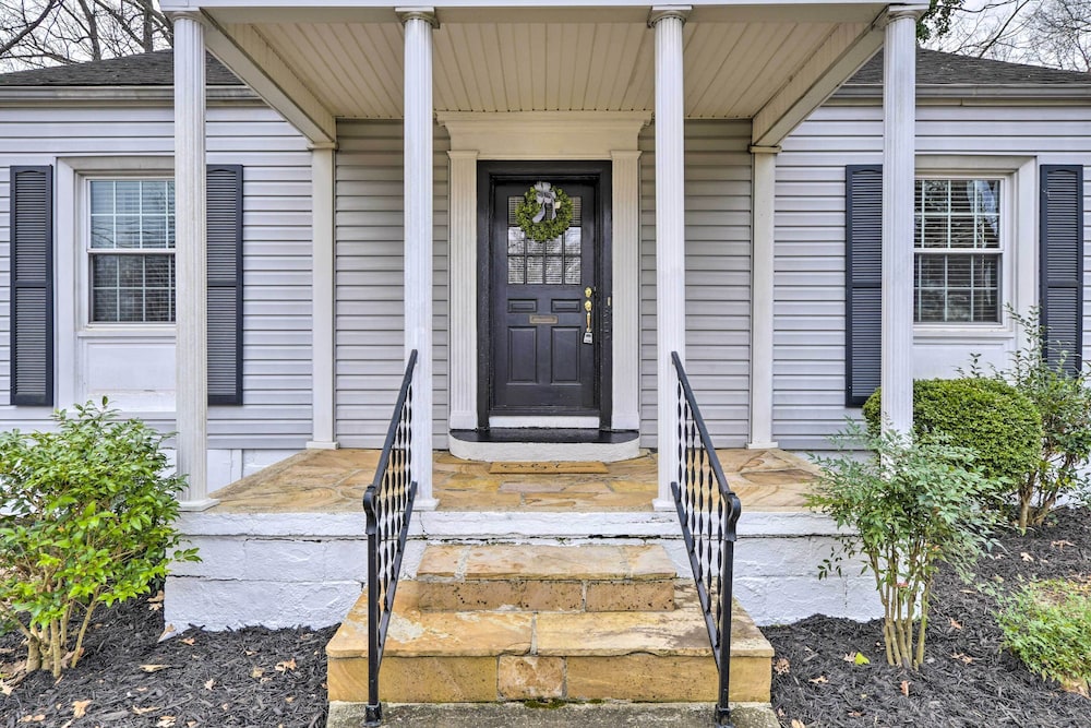 Hotel Chic & Cozy Greensboro Home, 2 Mi to Dtwn! - Image 1