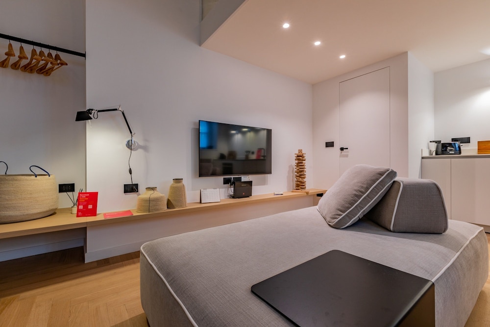 Turin Vacations - Le Giacose Design 1 by Wonderful Italy - Property Image 5