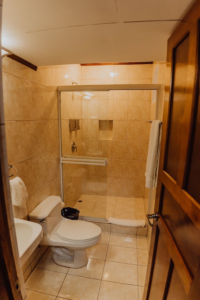 Dunn Inn - Property Image 128