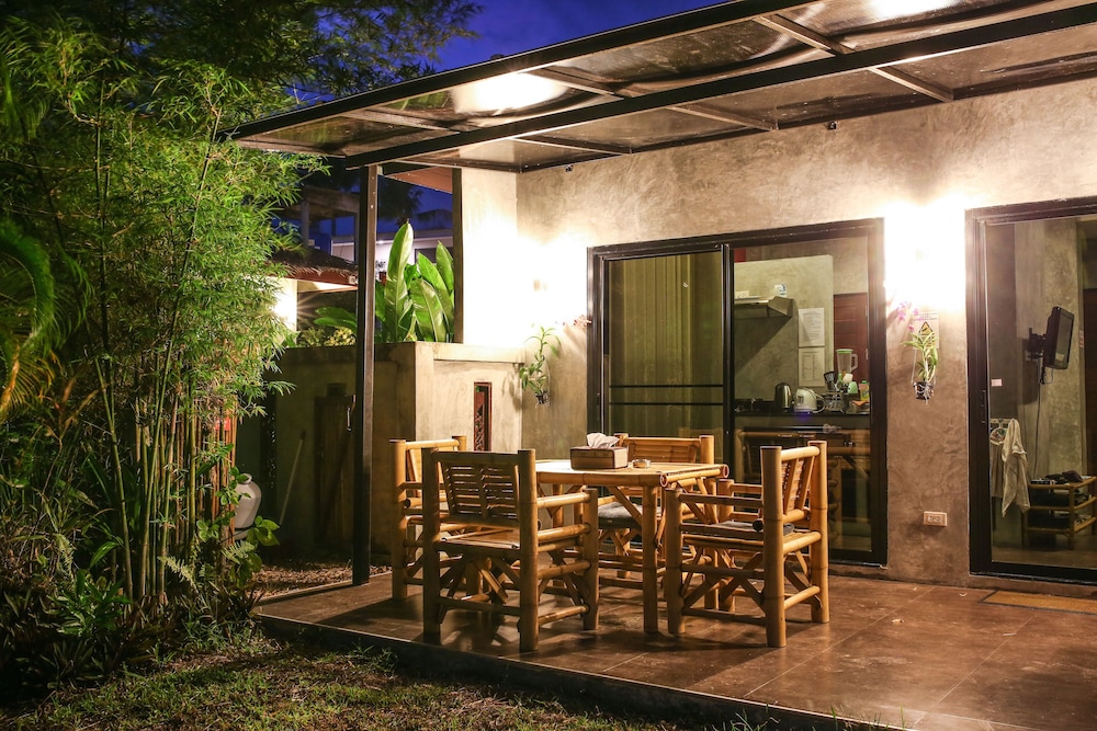 Charu Bay Villas