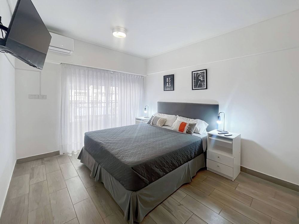 Modern Studio With Amenities in the Heart of the City -U6 - Image 1