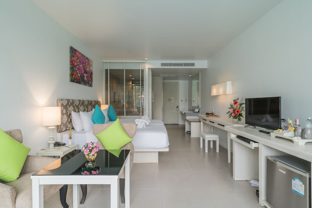 Thai Mueang Vacations - The Briza Beach Resort Khaolak - Property Image 24