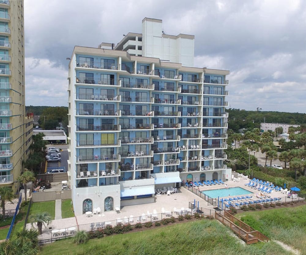 Bluewater Resort by Elliott Beach Rentals