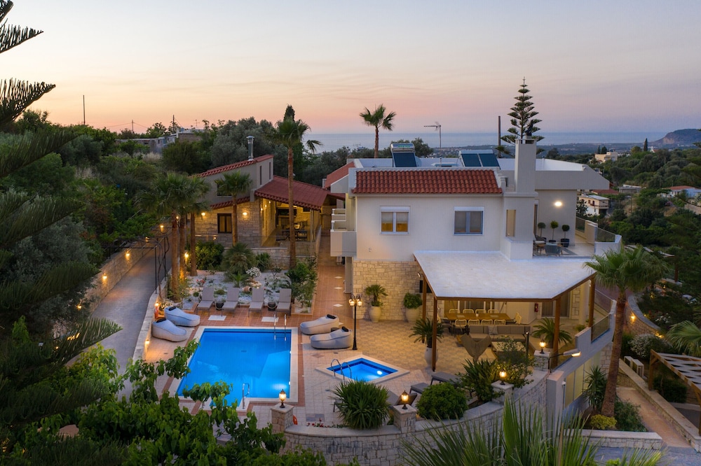 Kipo Paradiso Spa Yoga & Gym resort Villa