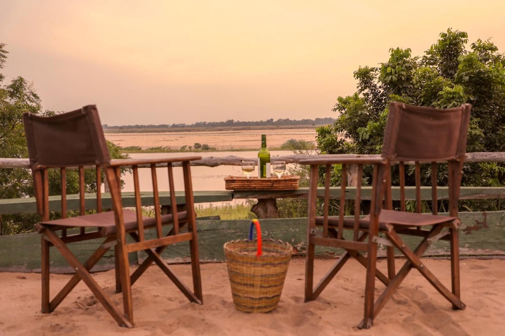 Selous Butembo Tented Lodge Lotus