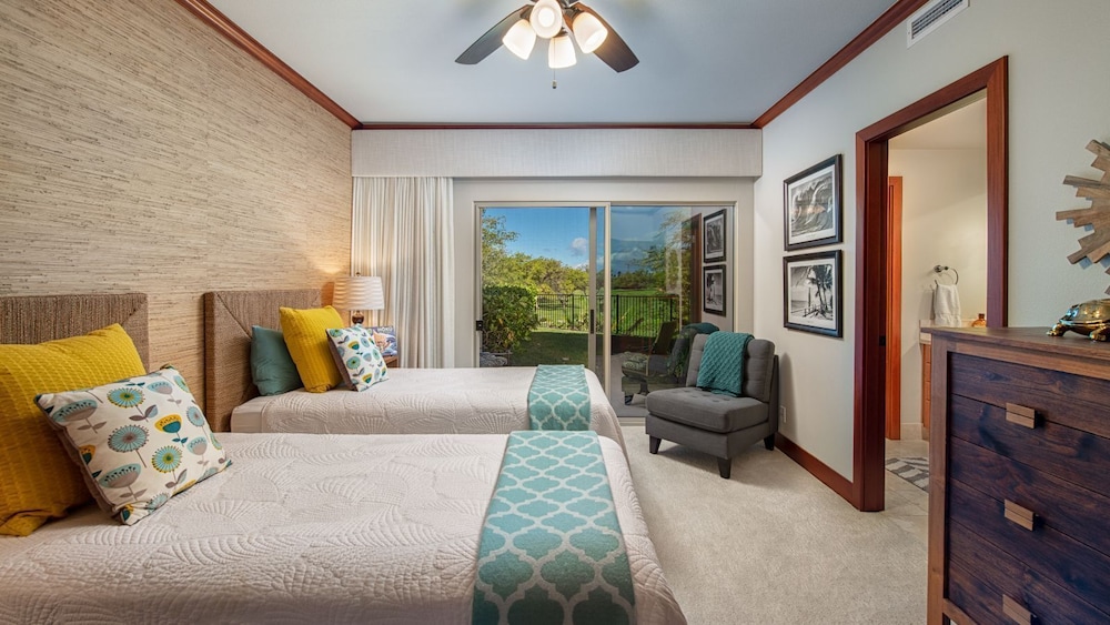 Spacious Townhome - Stunning Golf Course Views - Pool & Fitness- Vrkcv
