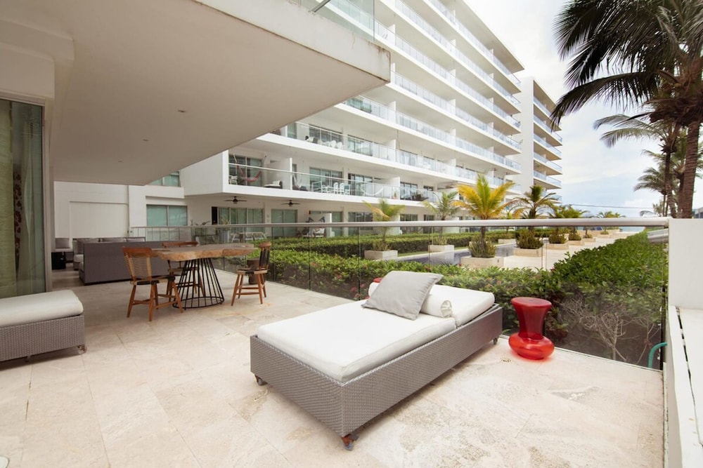 w Cool 4BR With Private Pool n AC in Cartagena