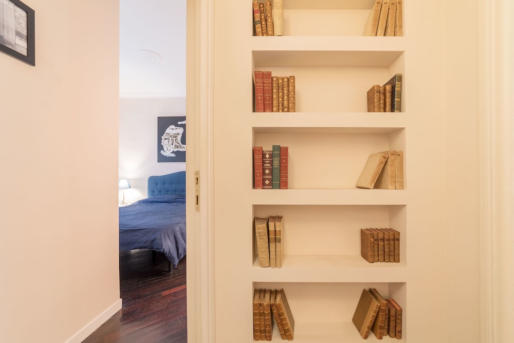 Mazzini Stylish 6 Pax Apartment