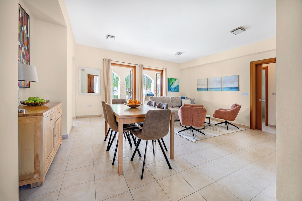 Aa02 Adjacent to Aphrodite Hills- Communal Pool, Garden