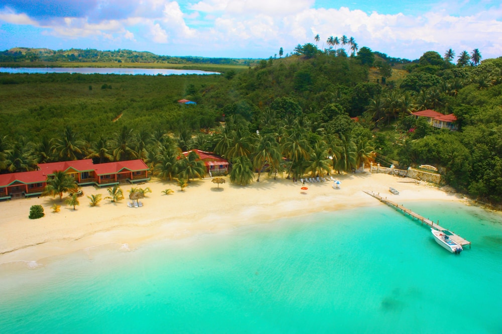 Abaka Bay Resort