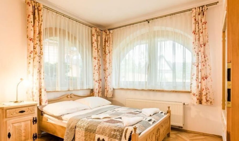 TatryTop Panorama Lux jacuzzi sauna