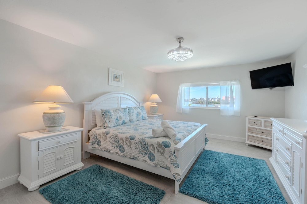 Island Bay Retreat