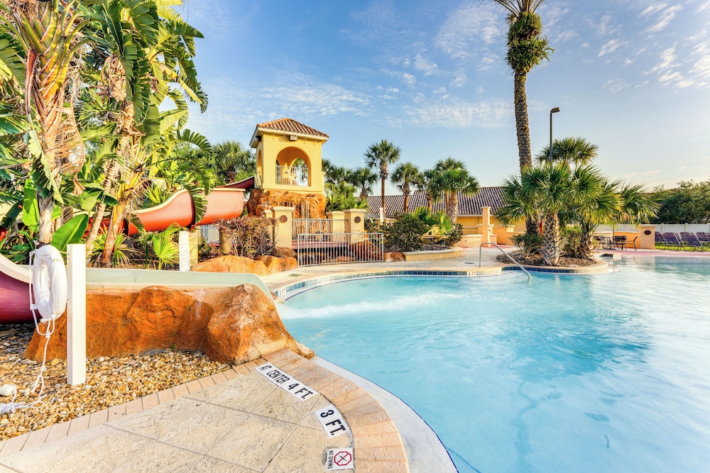 Regal Palms Gem Near Disney w/ Patio, Themed Rooms