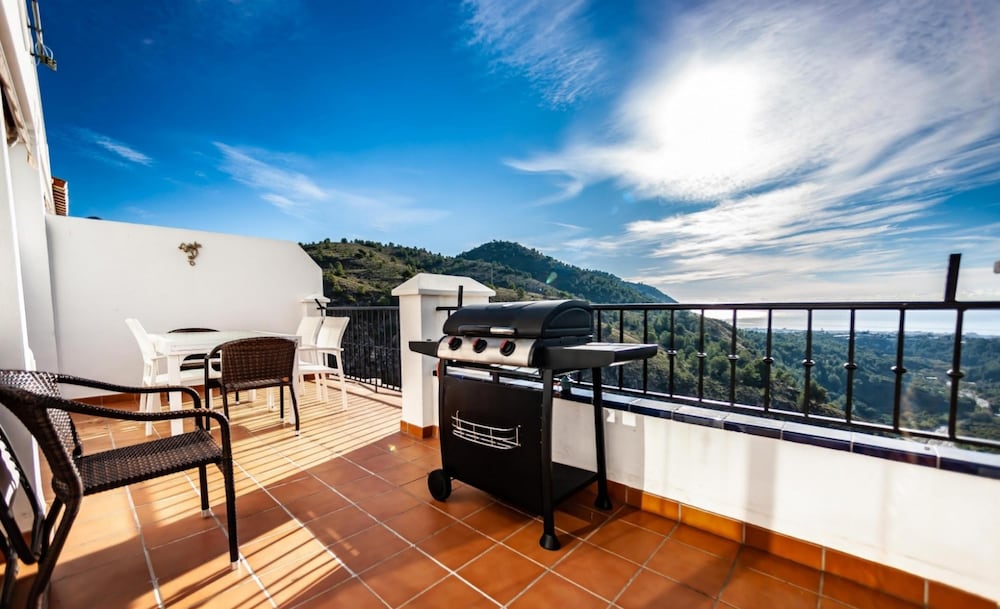 Casa Puerto Blanquillo by At Home Costa del Sol