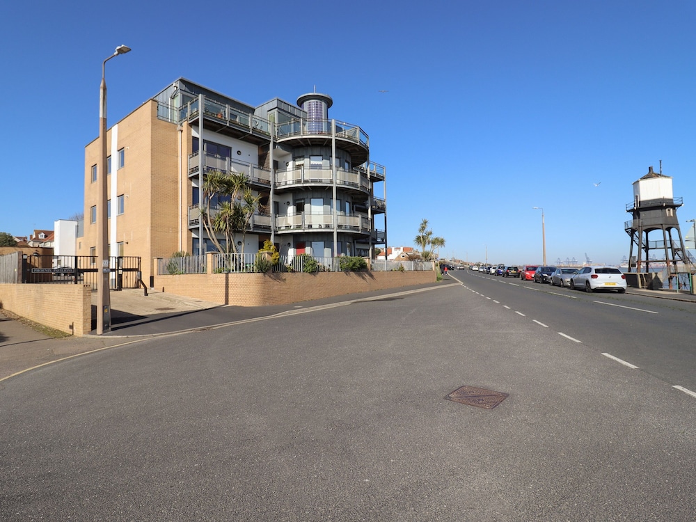 Flat 19 By The Beach