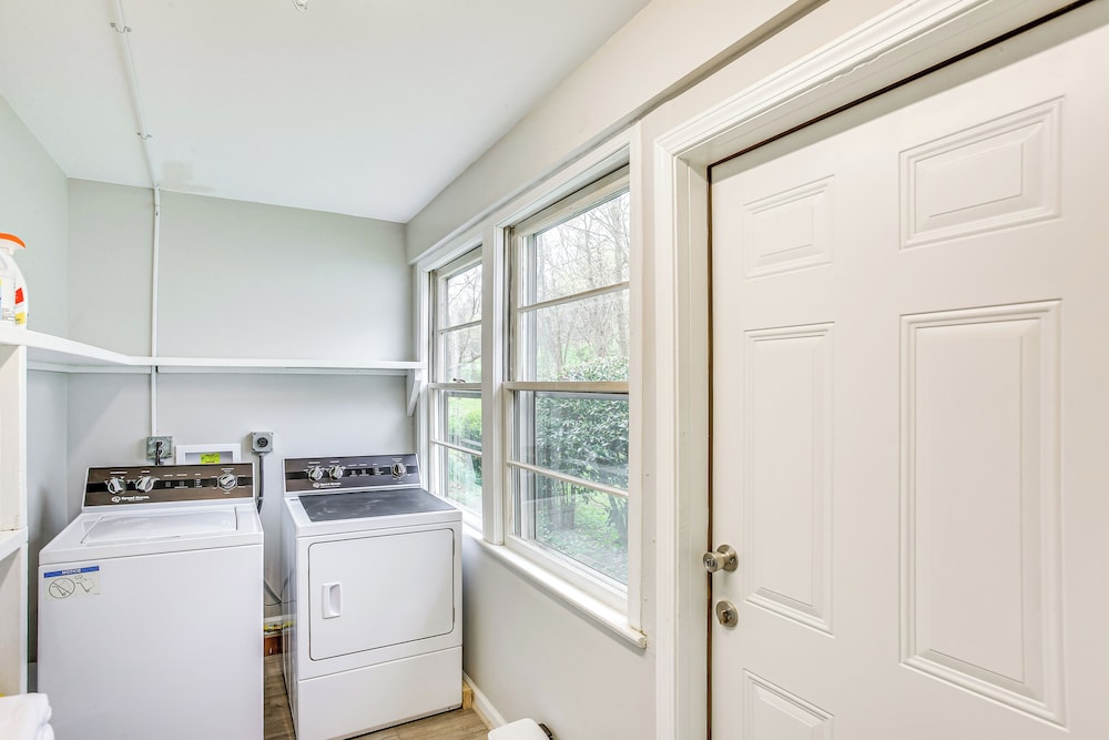 4 Mi to Dtwn: Goodlettsville Getaway w/ Yard