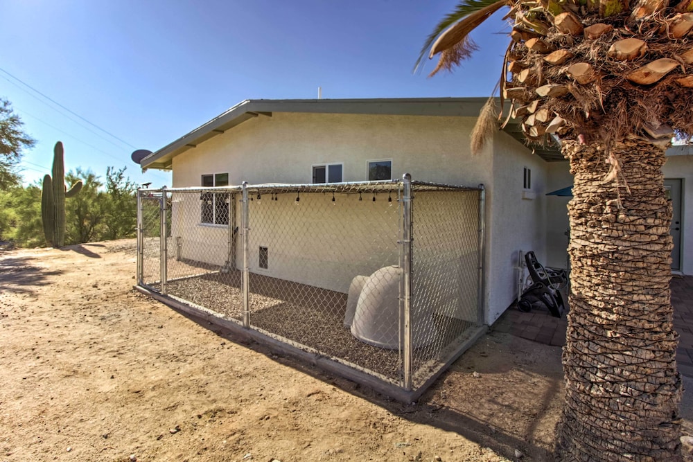 Classy Tucson Escape w/ Fire Pit on 5 Acres! view 3