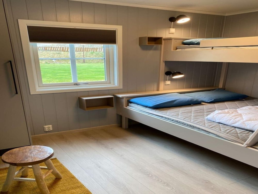 Holiday Home in Kinsarvik With sea View