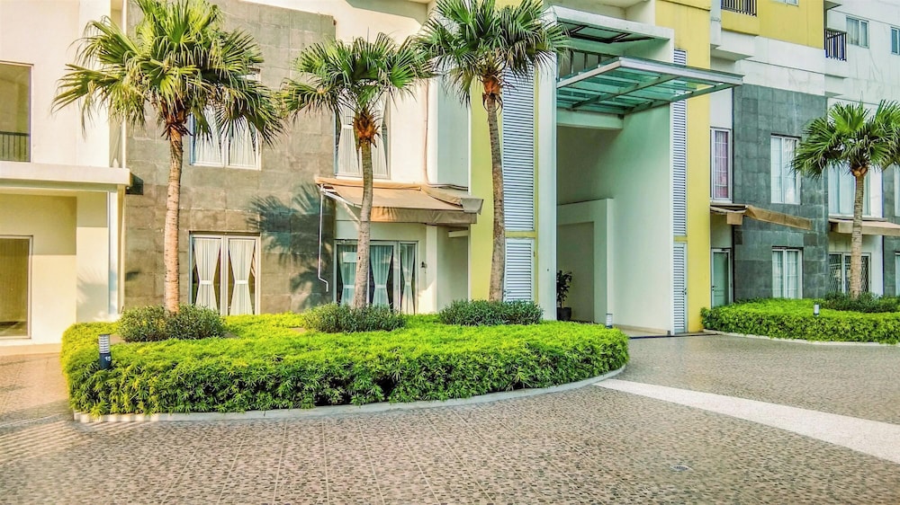 Prime Location 1Br At The Wave Kuningan Apartment