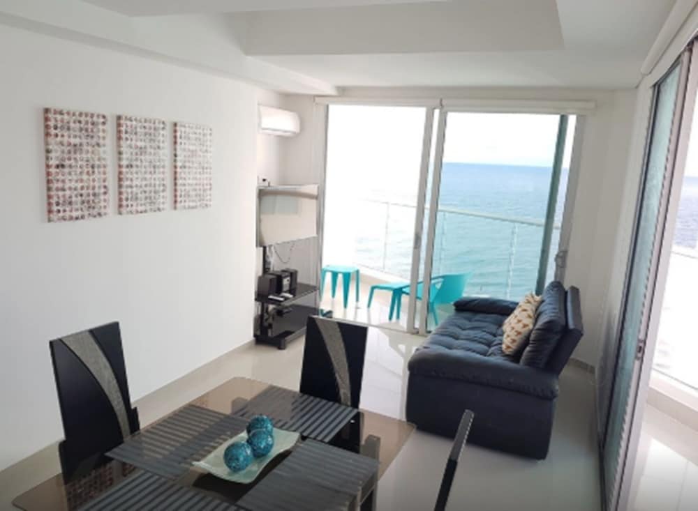 Apartamento Vista al Mar Bocagrande 1005