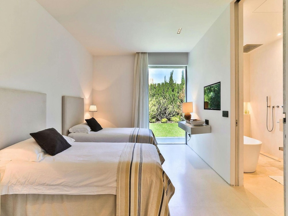 Holiday Home With Beautiful sea Views