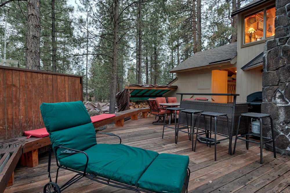 Pine Needle Lane 7