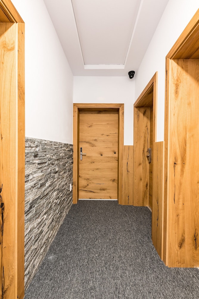 Photo 38