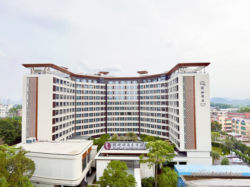 Qiling LN Dongfang Hotel