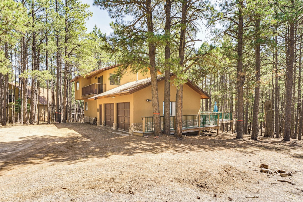 Walk to Lake & Trails: Angel Fire Home w/ Deck!
