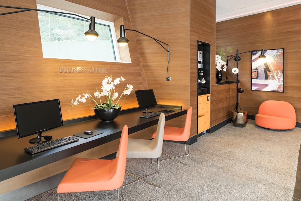 meeting & event spaces