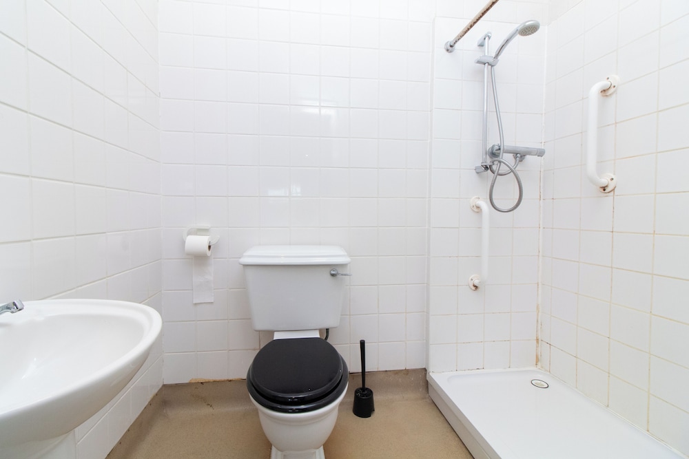 Thornbury Guest House Room 4
