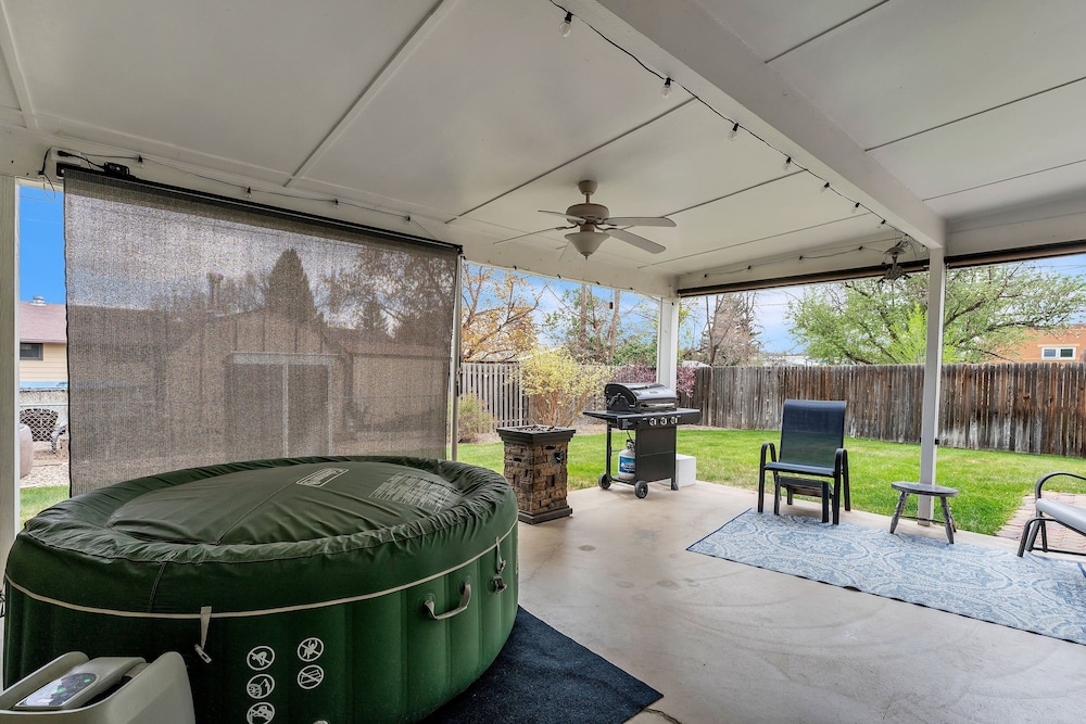 Cozy Loveland Ranch Perfect For Relaxation 3 Bedroom Home