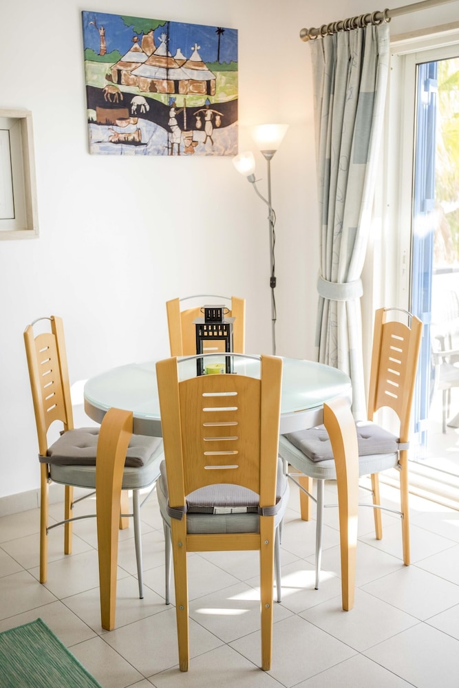 B06 - Top Floor Marina Club 2 Bed Apartment by DreamAlgarve