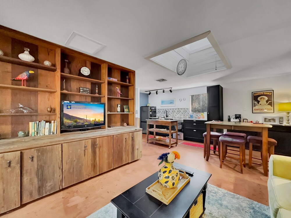 Washington Studio