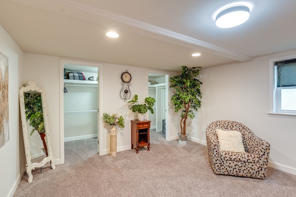 Old Hickory Hideout: Charming Apt w/ Deck! - Property Image 1