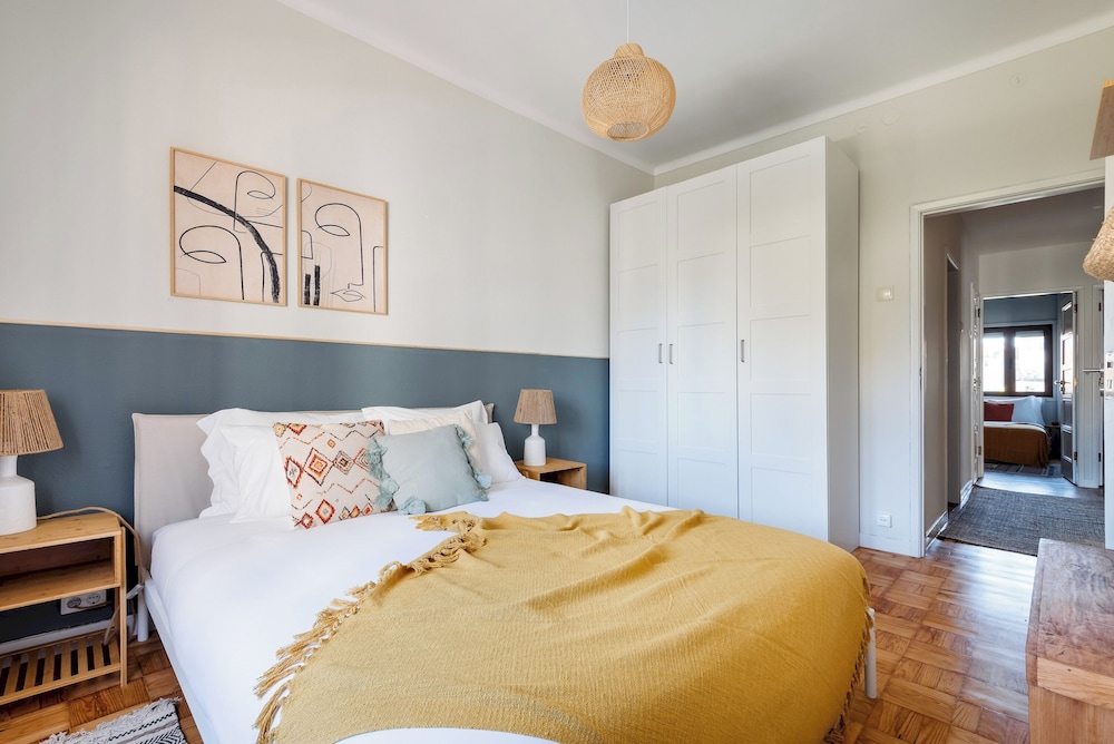Breinr · Trendy and Spacious 3BR Family Home