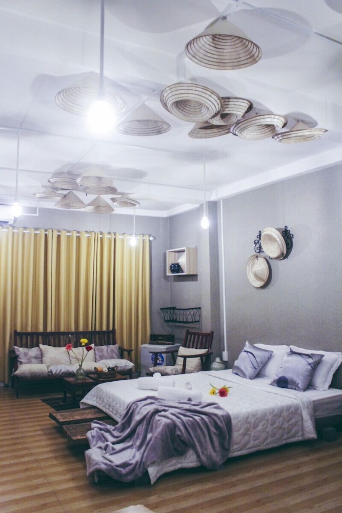 Nha Saigon